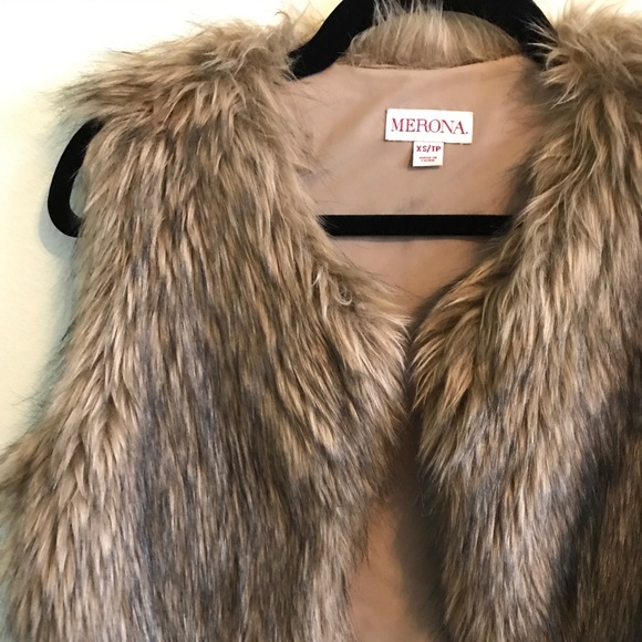 Fur Vest - Picture 3 of 3